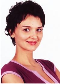 Алена Россошинская, основательница студии Фитнеса для лица reFACE.FITNES