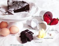 Ингредиенты для шоколадного торта с летней начинкой