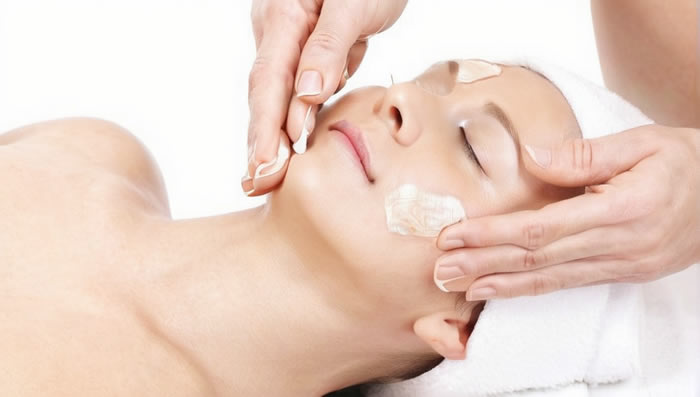 Искусство омоложения: почему последовательность массажа важнее силы рук